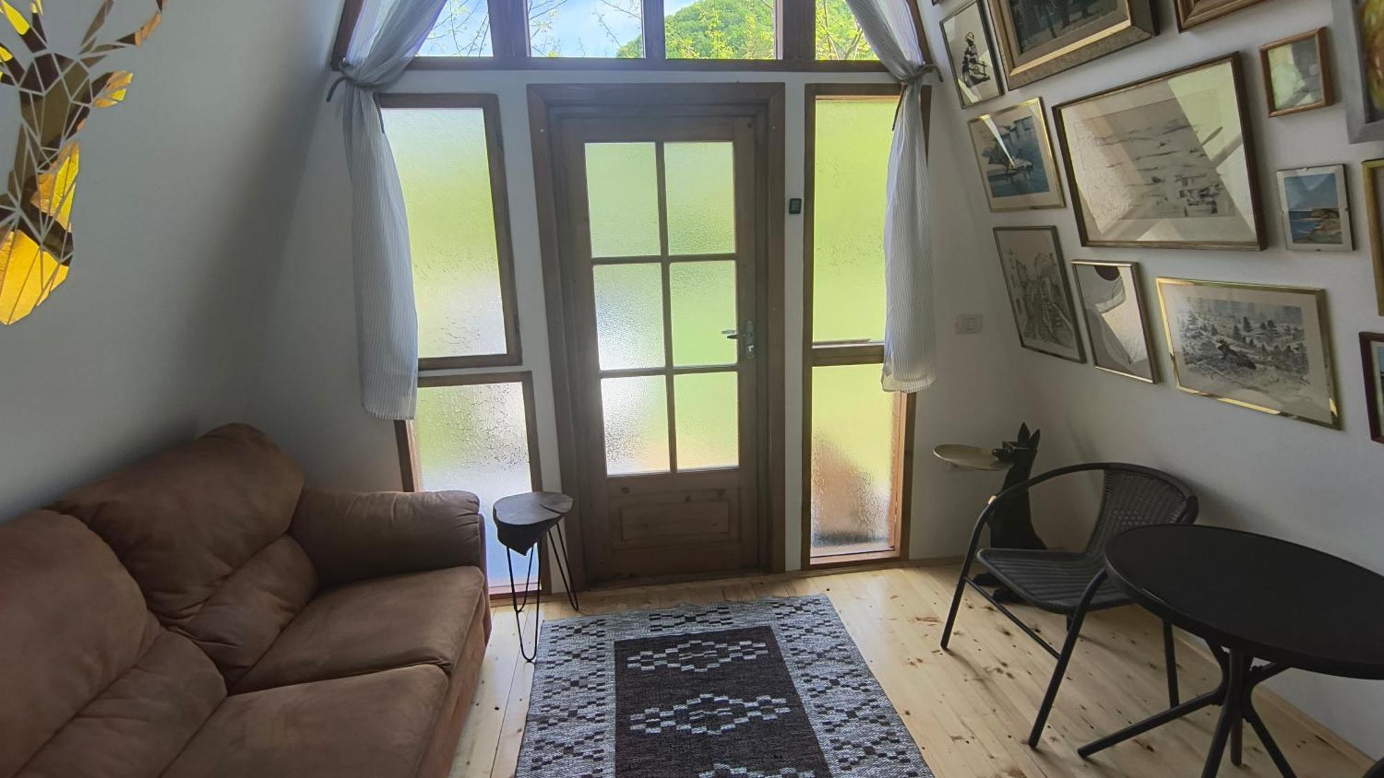 Готель Retreat In Padure Buchin Екстер'єр фото